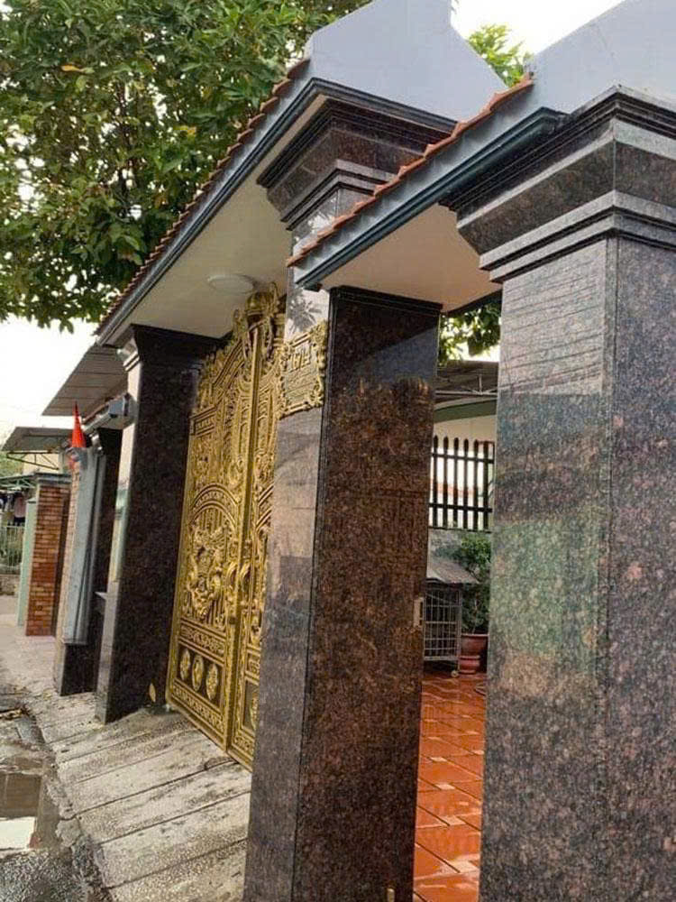 ĐÁ GRANITE NÂU ANH QUỐC (TAN BROWN)